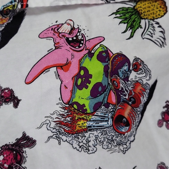 H&M x SpongeBob Squarepants Relaxed Fit Patterned Resort Shirt Size Large - Picture 6 of 13